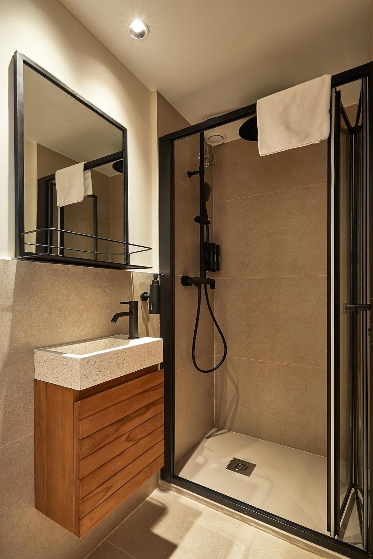 Ella Boqueria Guest house 2*