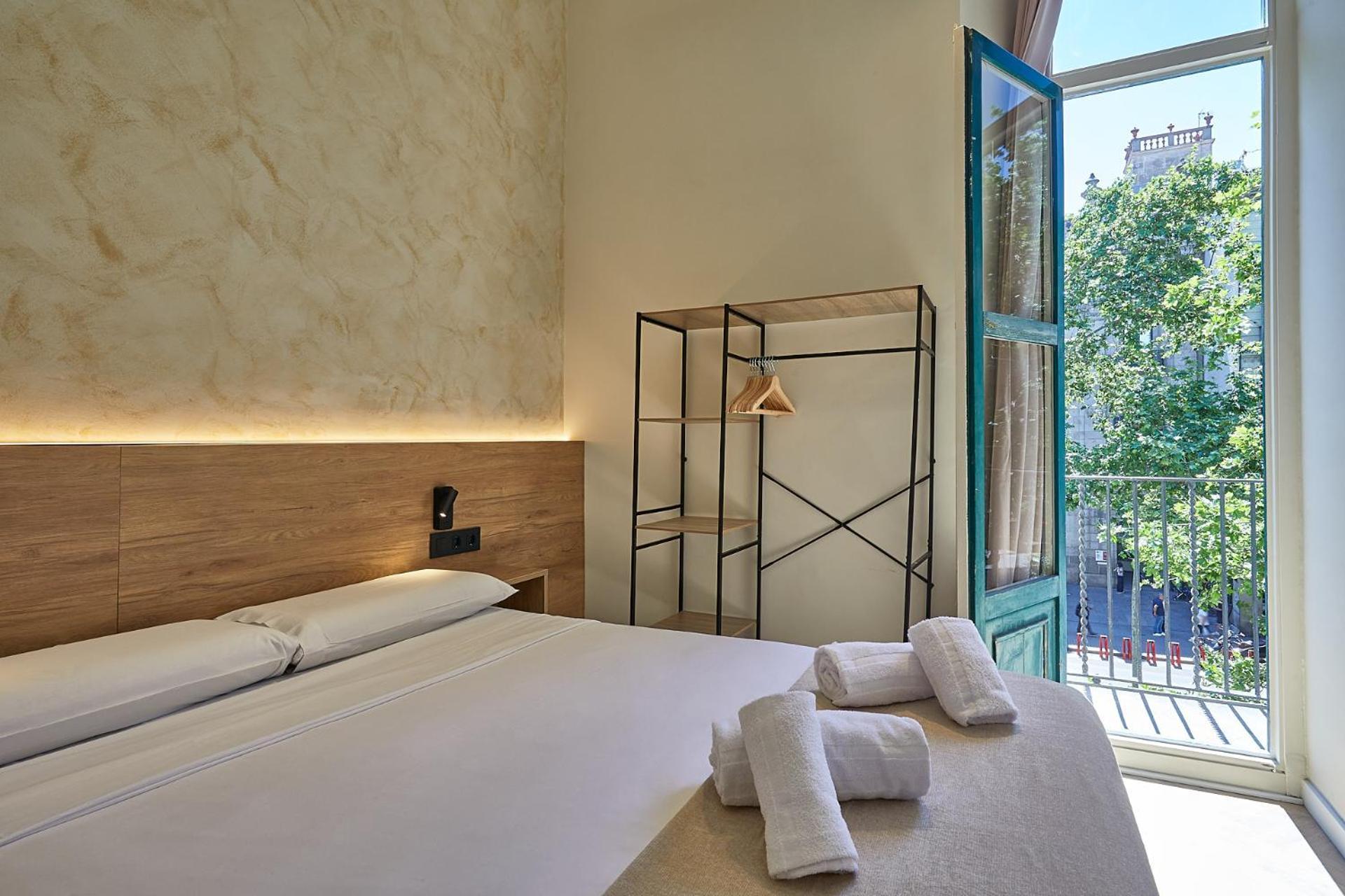 Guest house Ella Boqueria 2*